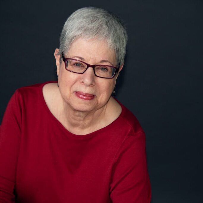 carole-florian-1024x683-circle-56852829f090ca739745d8b58c015cfc-iw75jonx98ck